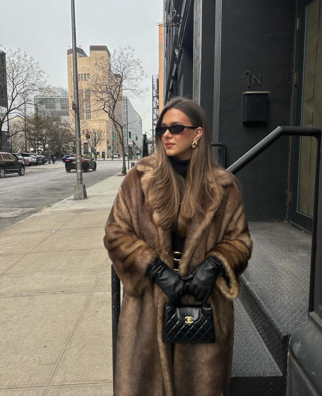 Lucy – Lussuoso Cappotto Lungo in Pelliccia Sintetica