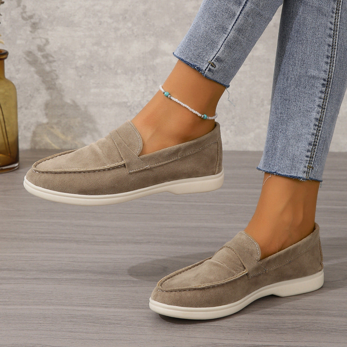 Yasmine - Scarpe Classiche in Camoscio per Donne