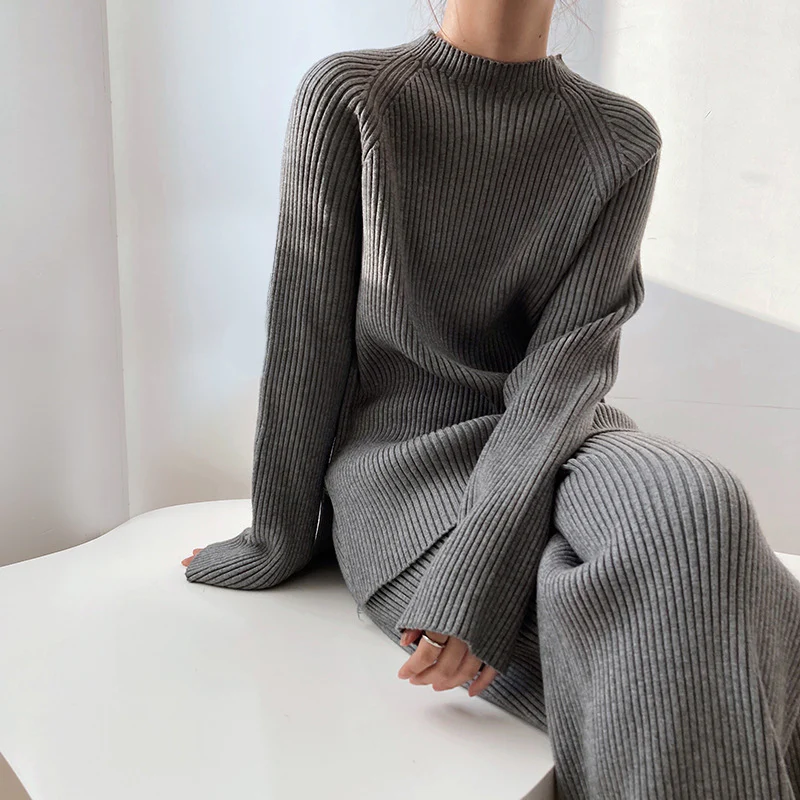 Elisa – Set in Maglia a Due Pezzi
