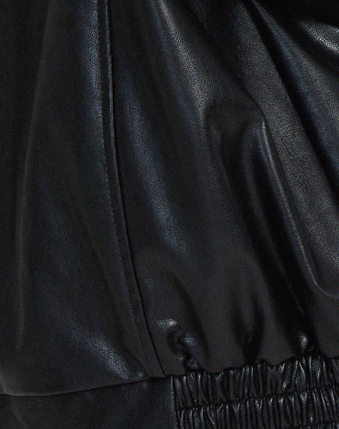 Anouk – Ampia Giacca in Pelle da Donna