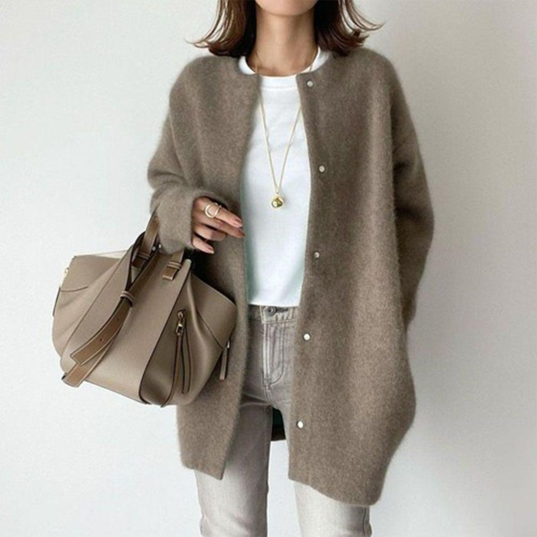 Aeryn – Cardigan Leggero per una Fiducia Senza Sforzo