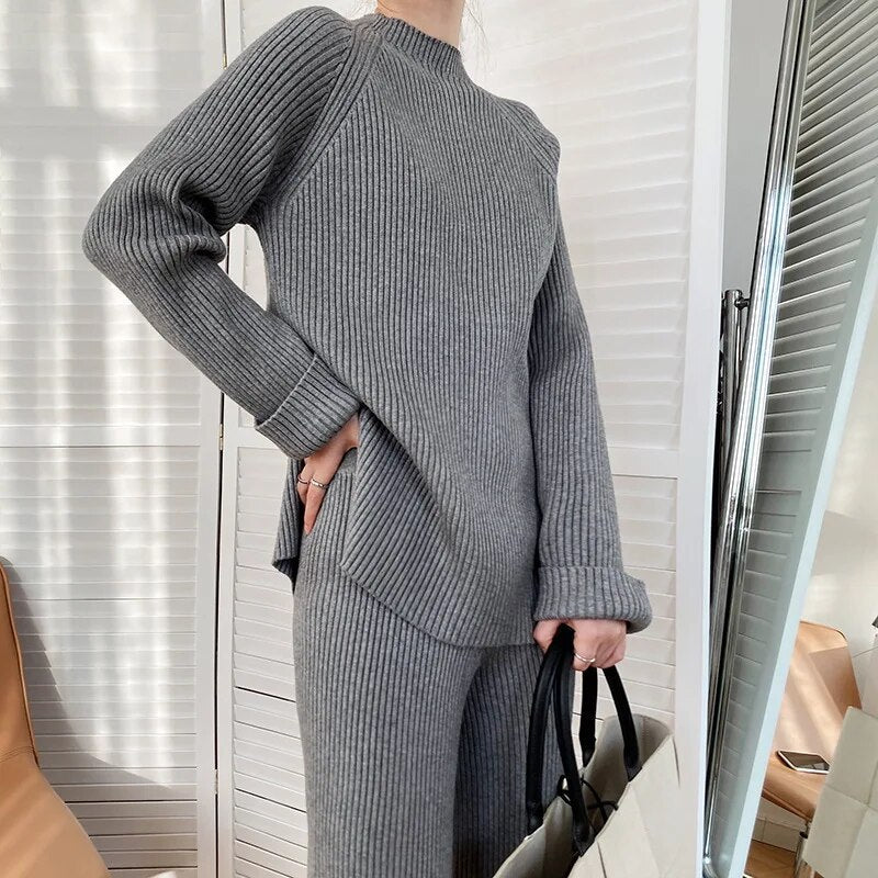 Elisa – Set in Maglia a Due Pezzi