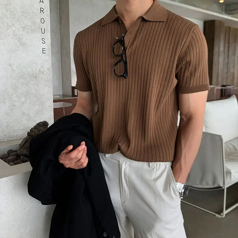 Leo – Polo Raffinata dallo Stile Senza Tempo