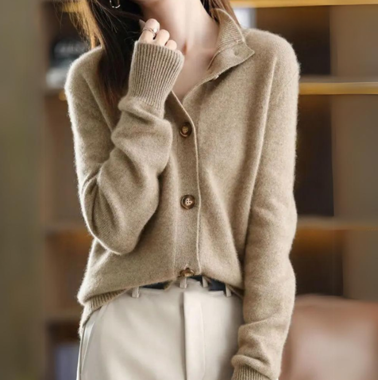 Danielle - Cardigan classico con bottoni per un look elegante