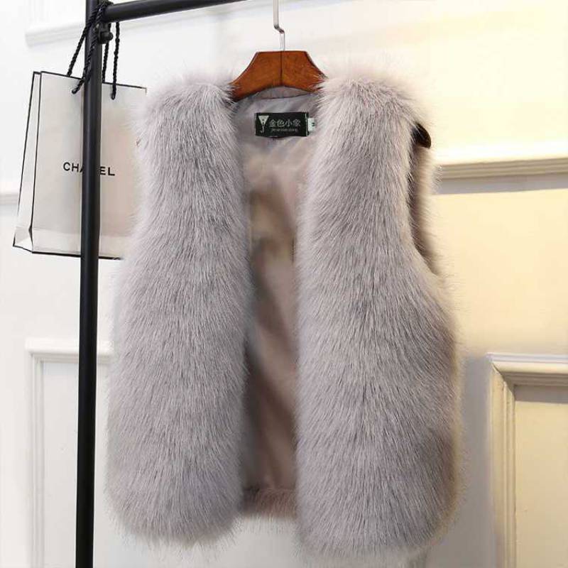 LuxeFur - Il Gilet in Pelliccia Sintetica Definitivo
