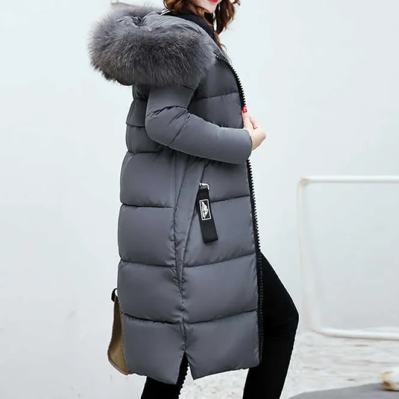 Amaya – Lungo cappotto con colletto di pelliccia