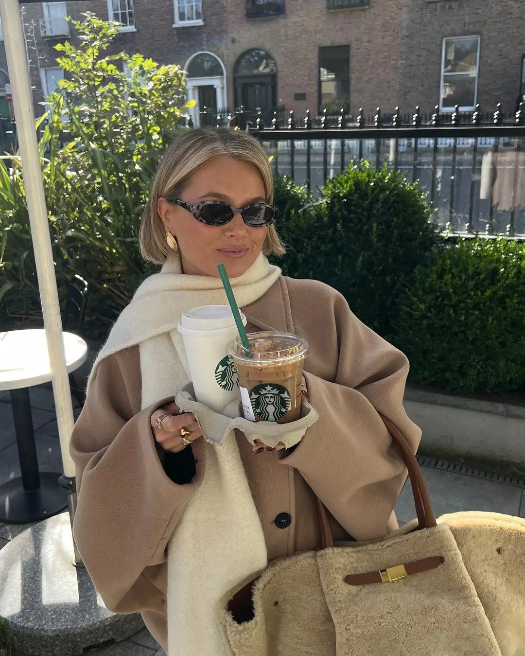 Elena – Cappotto Oversize in Misto Lana Doppiopetto