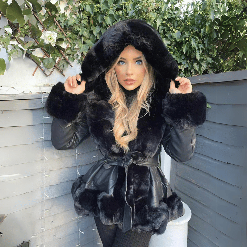 Paz – Elegante Cappotto di Pelliccia