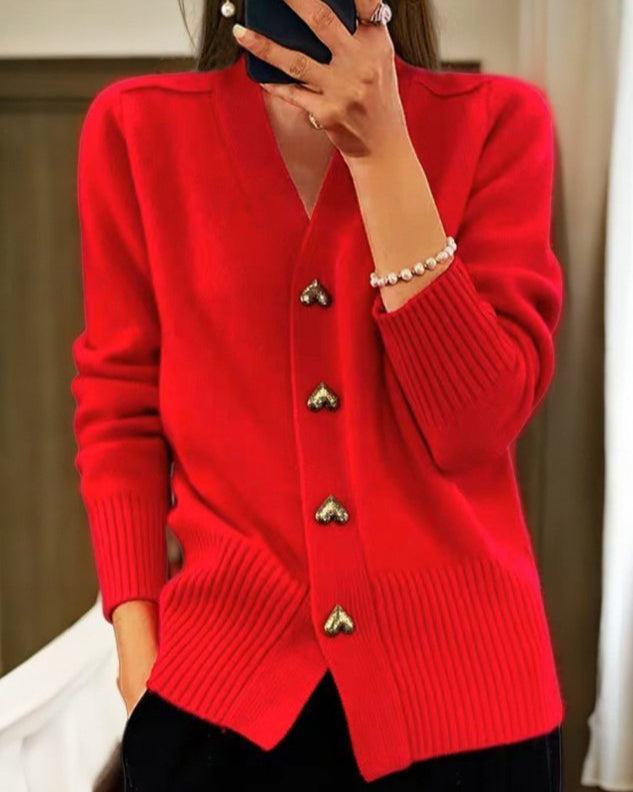 Rihanna - Cardigan con Bottoni a Cuore e Comfort