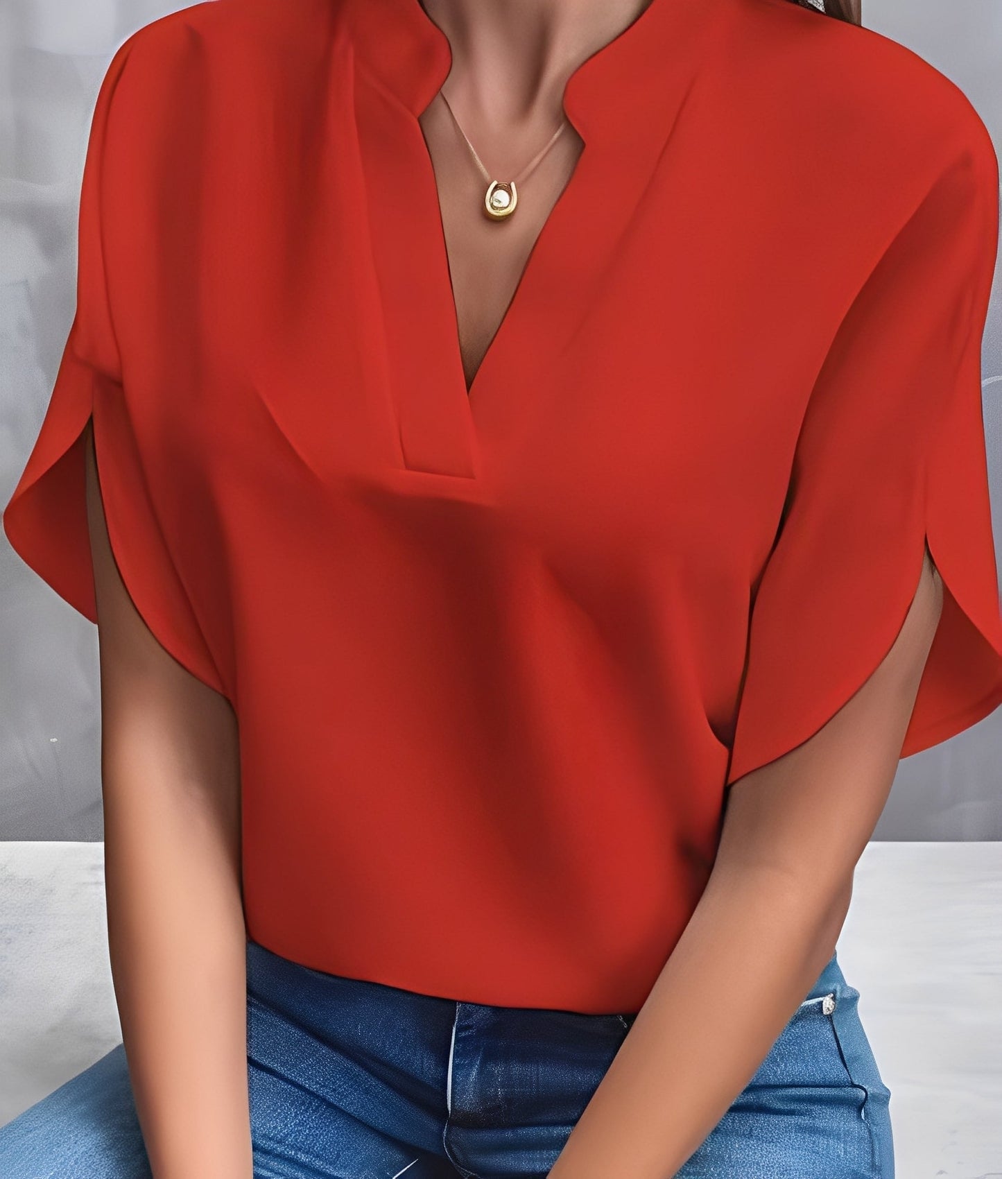 Chantelle - Blusa semplice con collo a V per donne