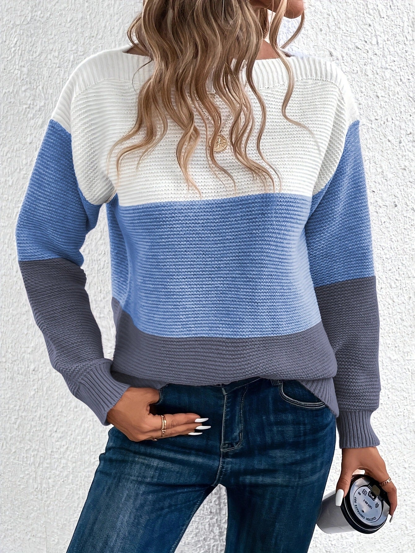 Muriel - Maglione elegante con strisce in tre colori per donne