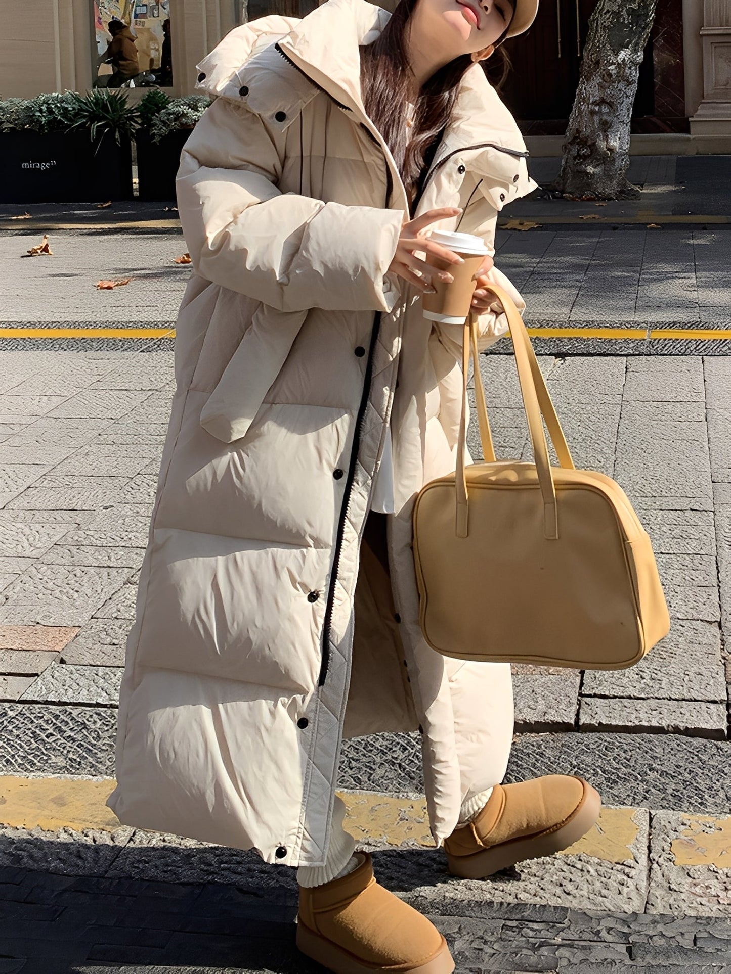 Hazel - Moderna giacca lunga con cappuccio per donne