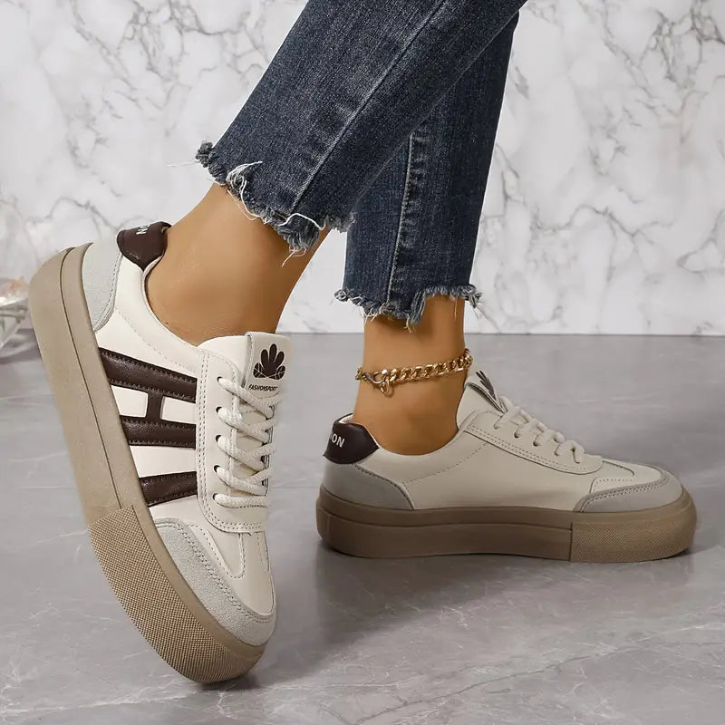 MotionLite - Sneakers progettate per la donna moderna