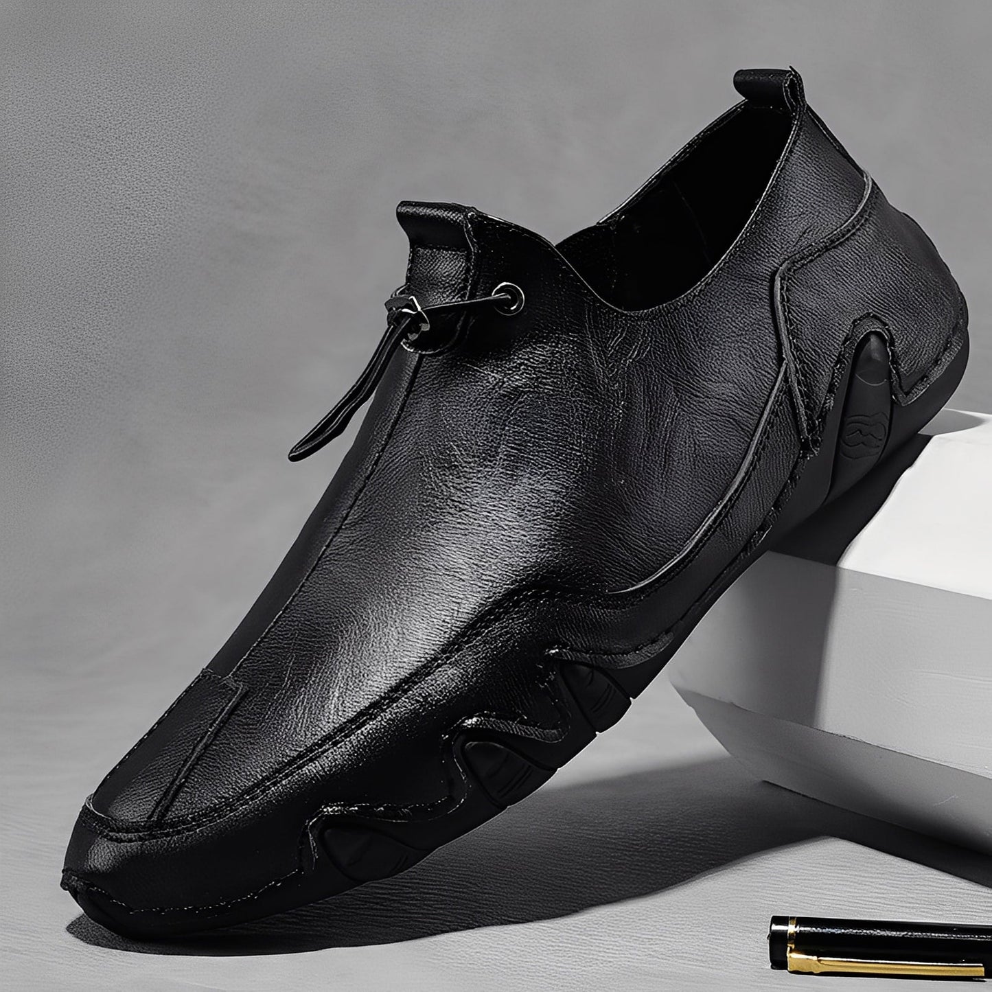 Everard - Elegante, pantofole in pelle per uomini da indossare liberamente
