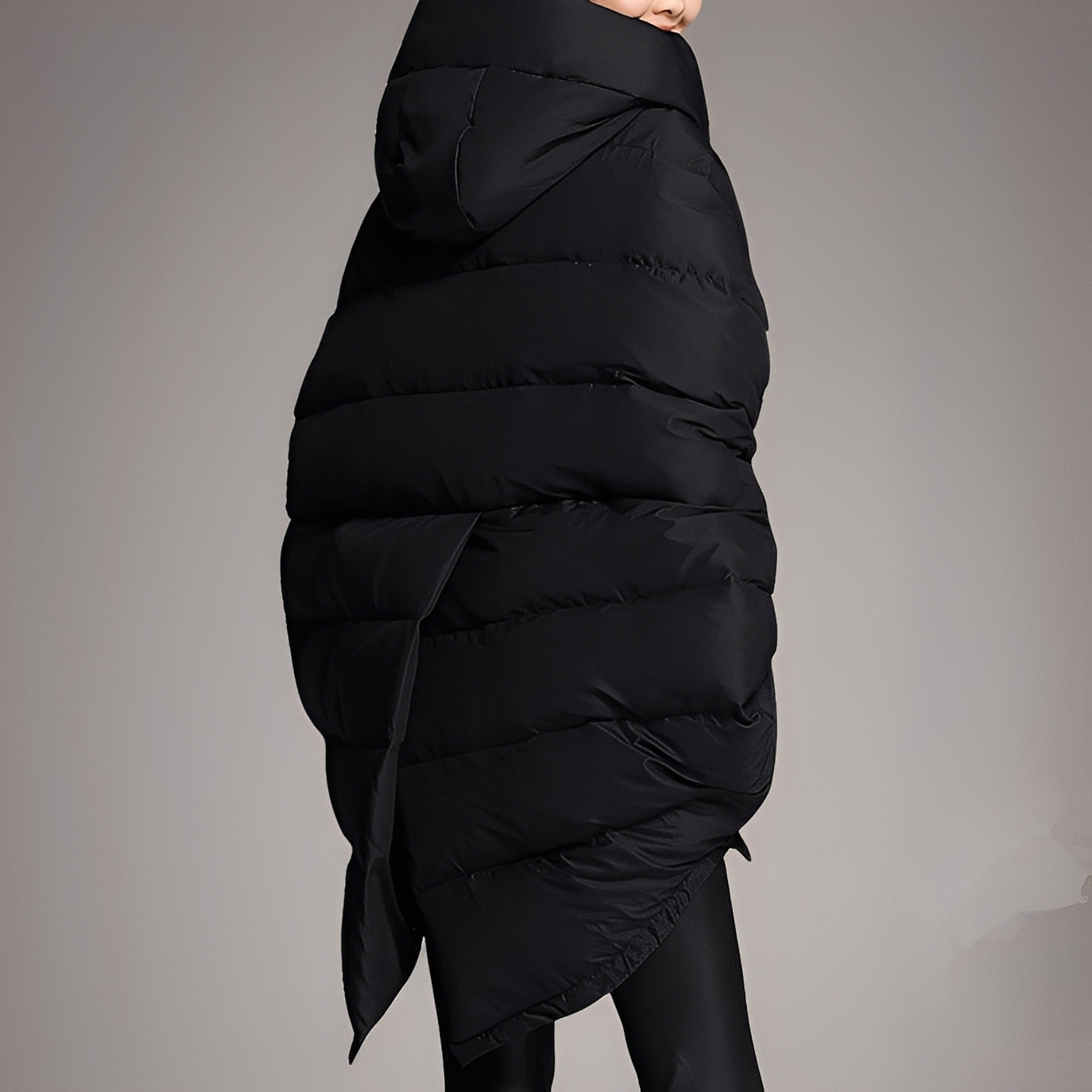 Madeline - Elegante cappotto con cappuccio per donne