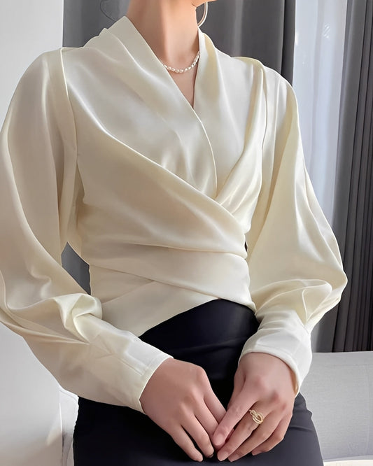 Annora - Raffinata camicia di raso a maniche lunghe per donne