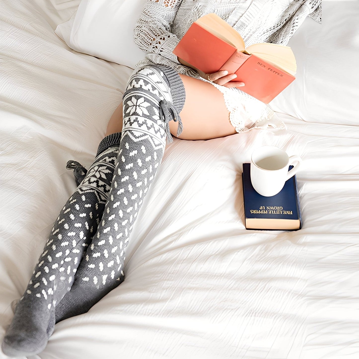 Corinne - Eleganti calze natalizie in lana per donne