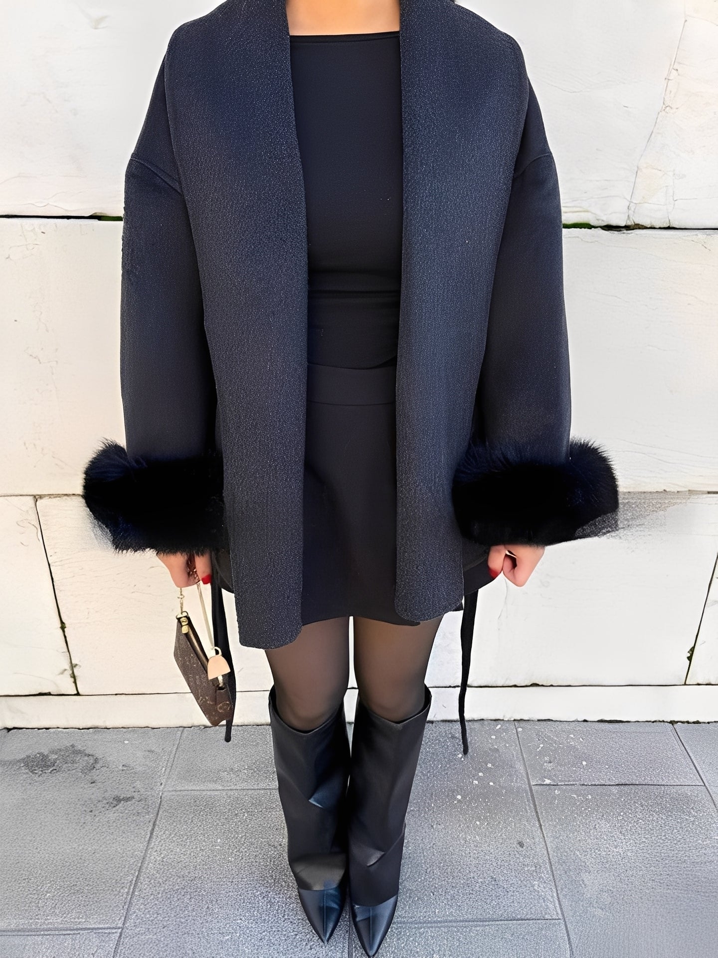 Armani - Elegante e stiloso cappotto lungo in pelliccia per donne