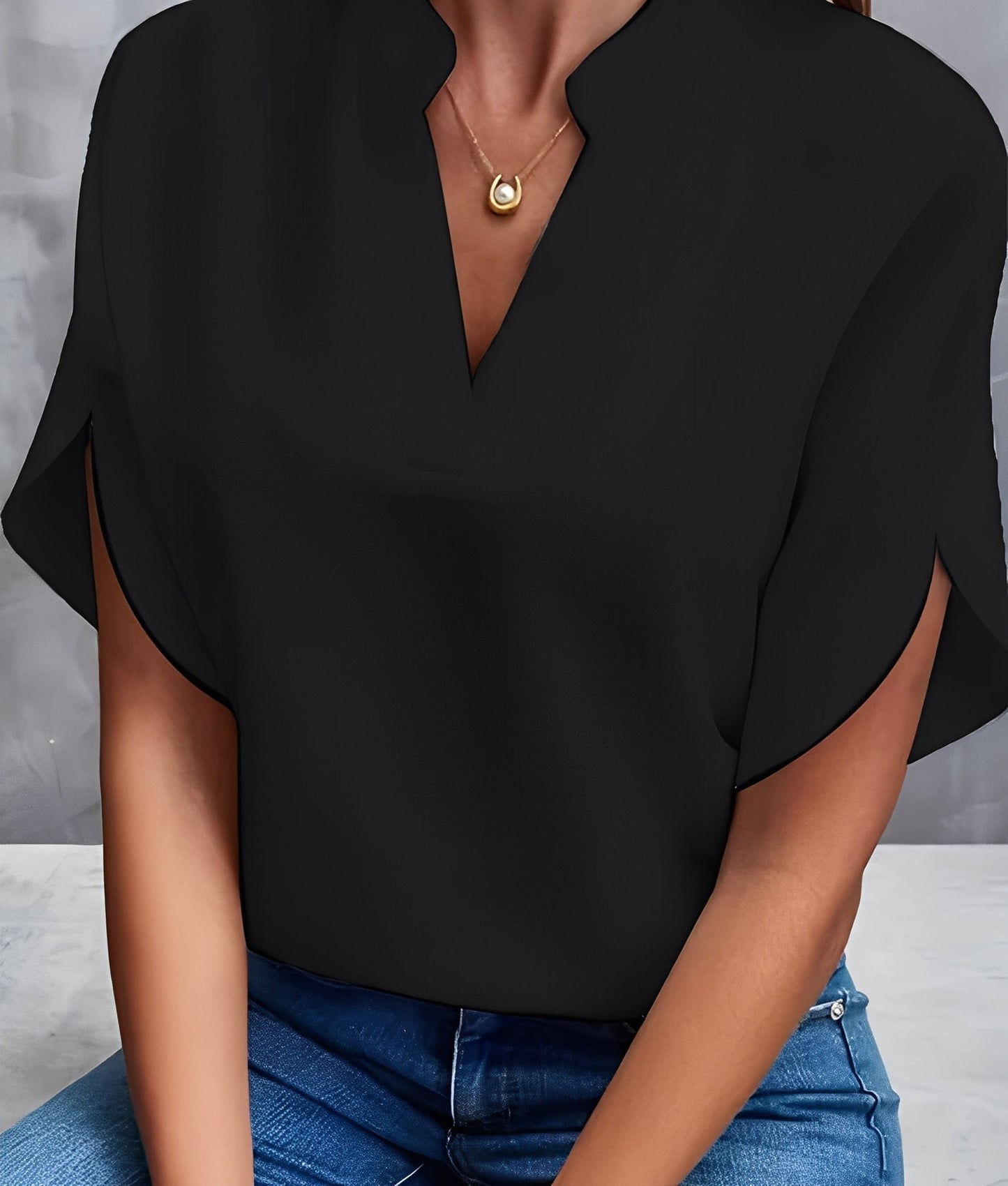 Chantelle - Blusa semplice con collo a V per donne