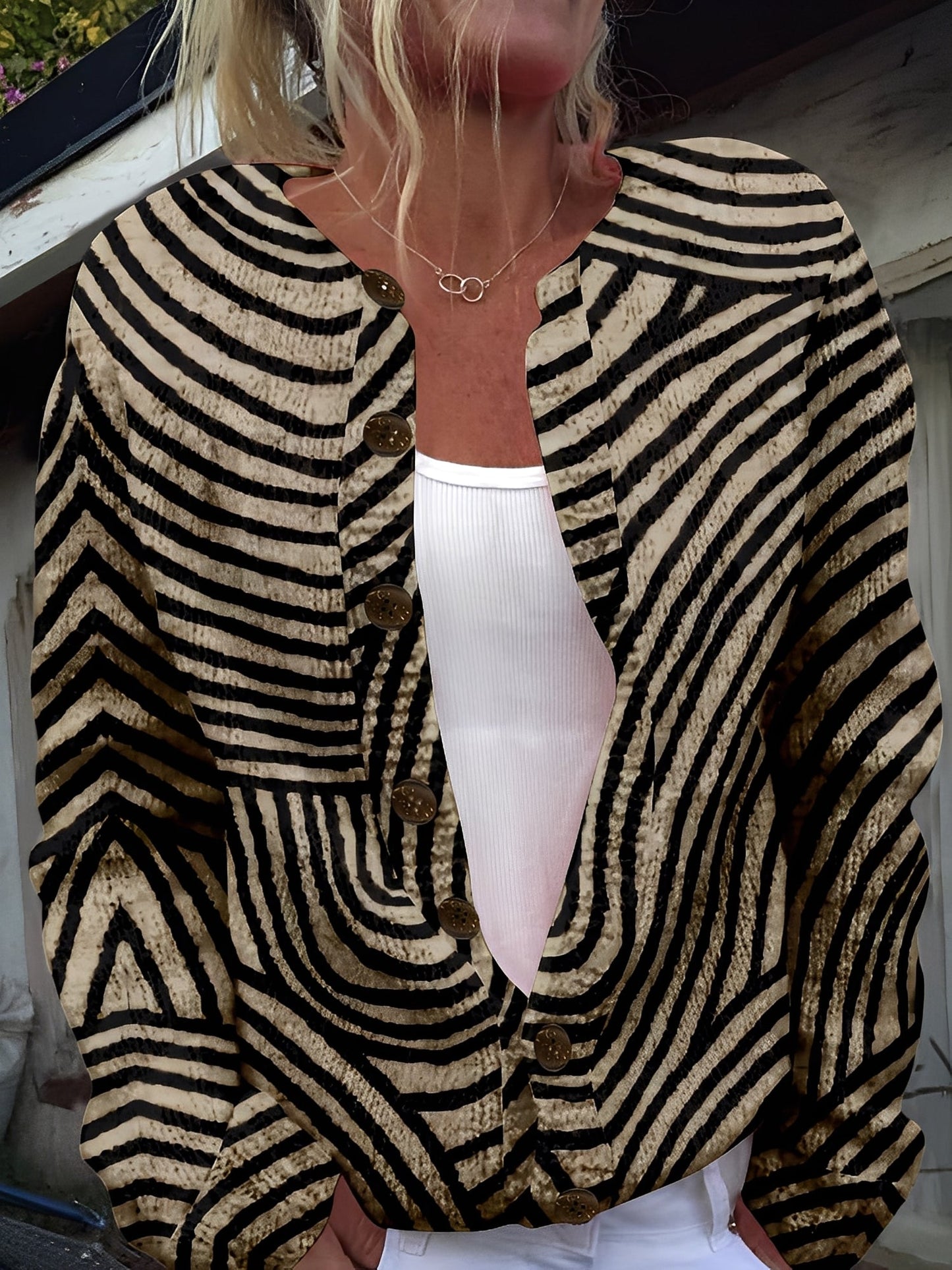 Therese - Cardigan raffinato con bottoni per donne