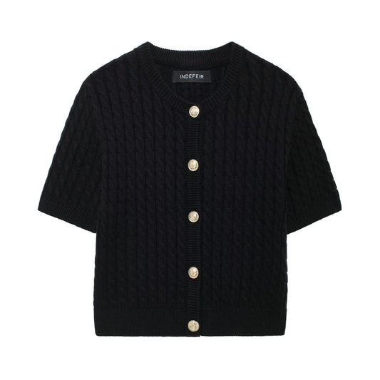 LuxeLayer - Il Cardigan Imperdibile per uno Stile Casual e Chic
