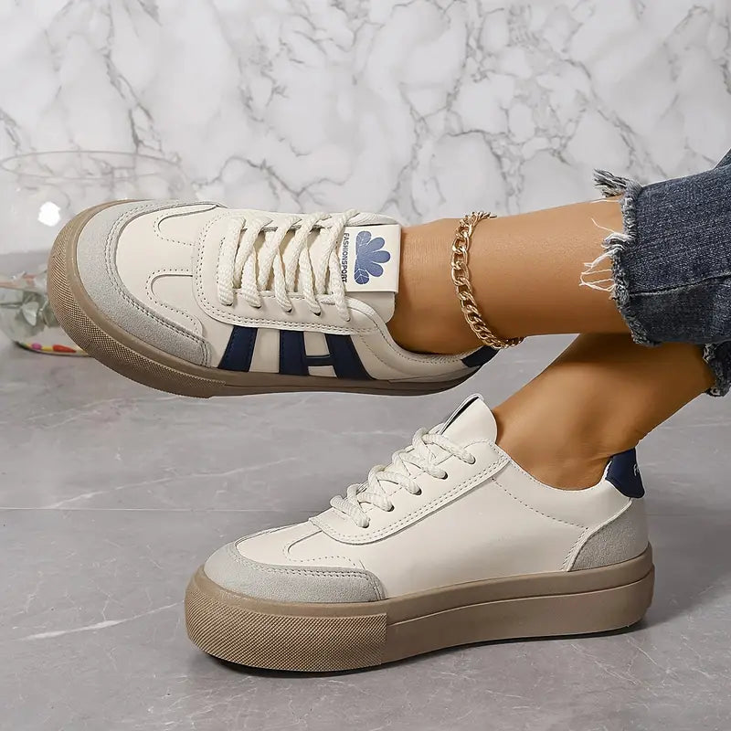 MotionLite - Sneakers progettate per la donna moderna