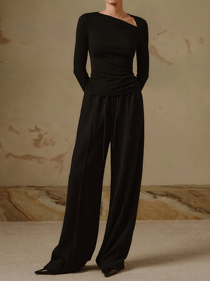 Selina – Top a Maniche Lunghe Asimmetrico a Costine