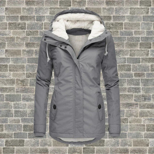 Camila – Cappotto in cotone plissettato con cappuccio