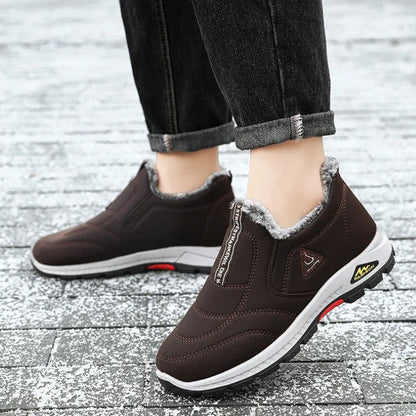 GripTrail – Sneaker da donna con suola in fleece antiscivolo