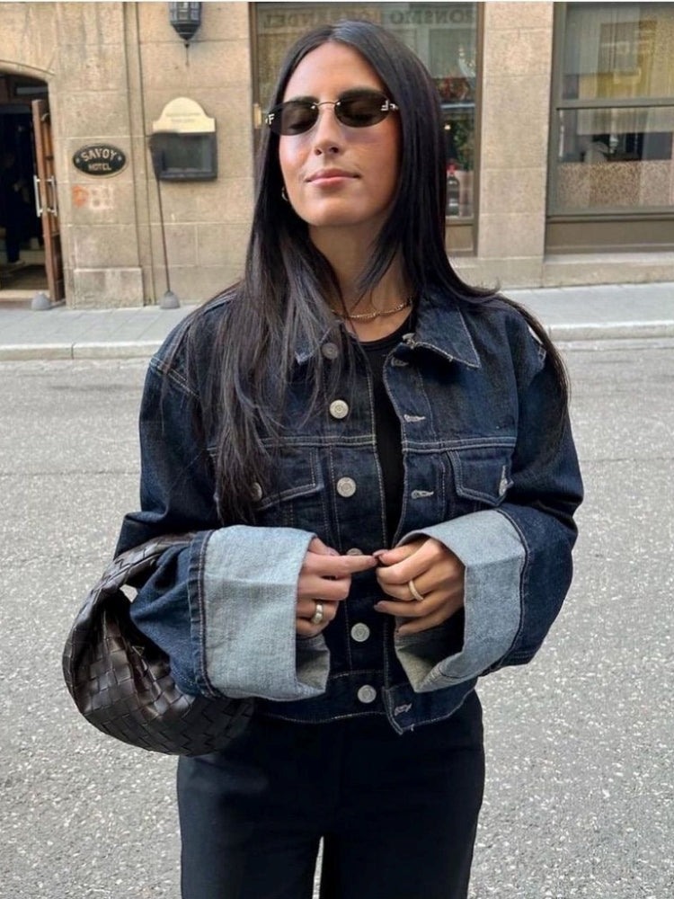 Clara – Set Denim con Giacca Trucker & Jeans a Vita Alta