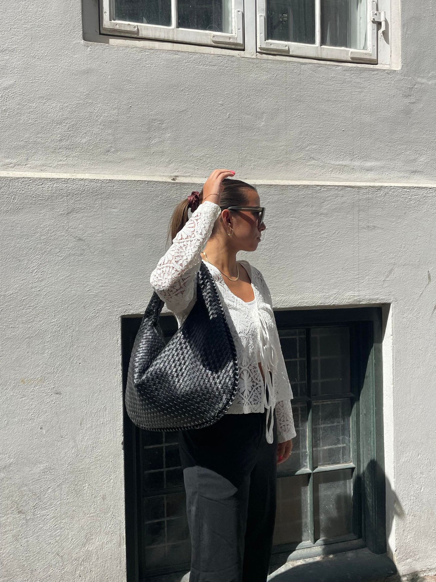 Borsa Intrecciata Trendy – Eleganza Stile per Ogni Giorno