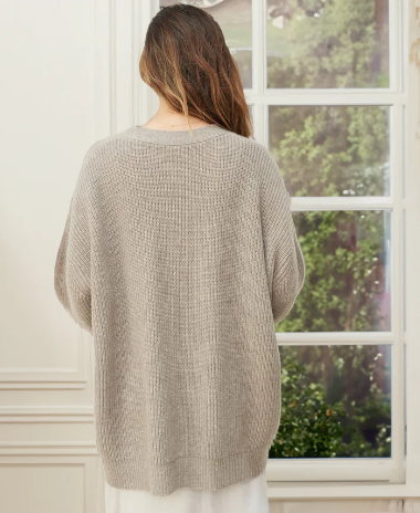 Amber - Cardigan Relaxato in Cashmere Embrace