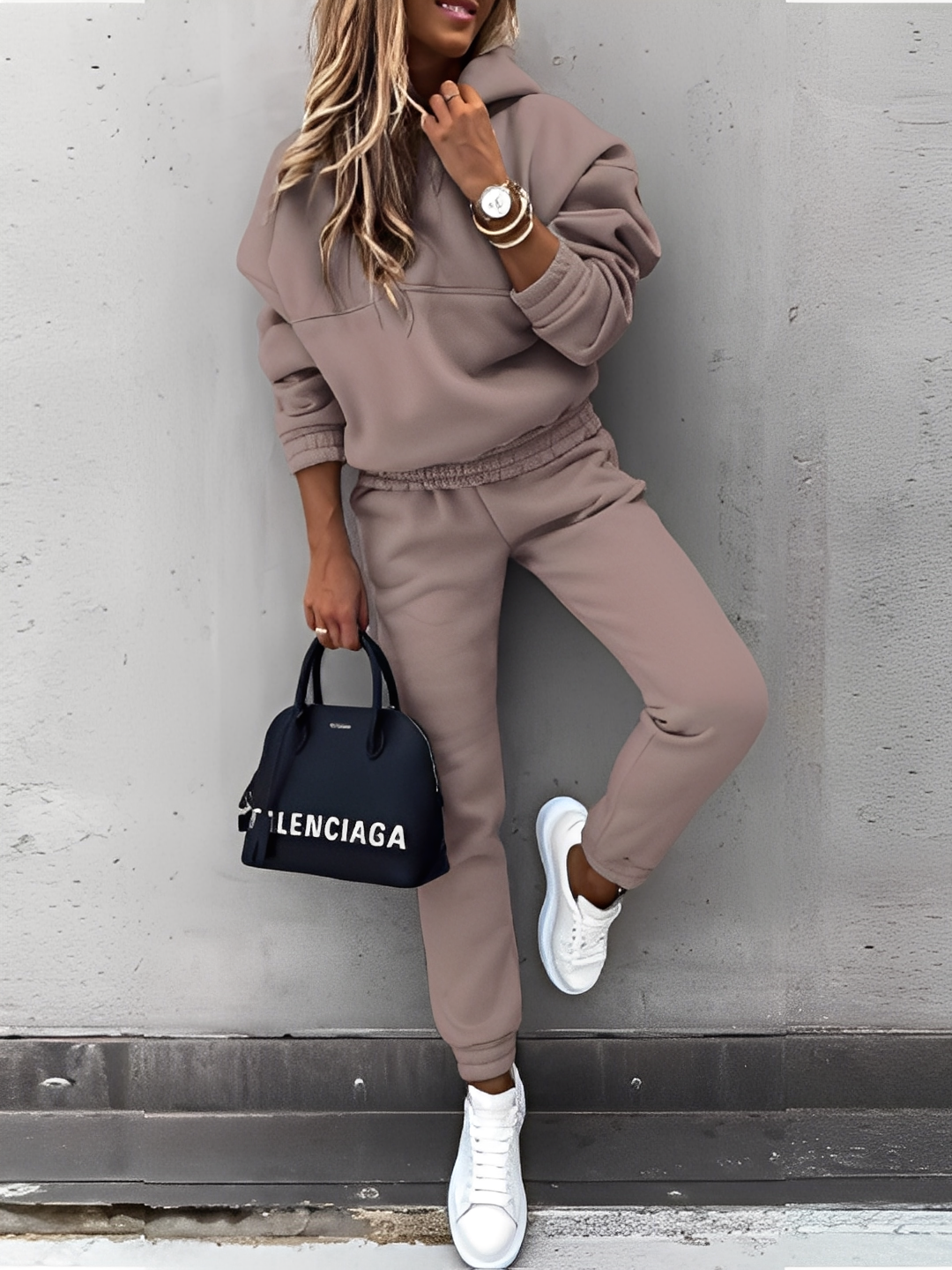 Dianna - Set da jogging elegante con cappuccio per donne