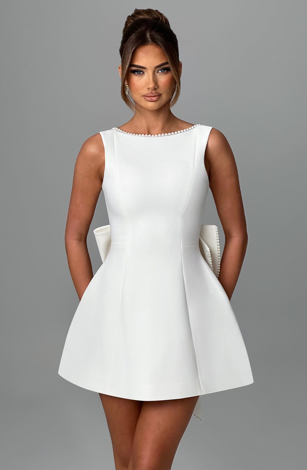 Mini Abito – Eleganza senza tempo con dettagli lussuosi