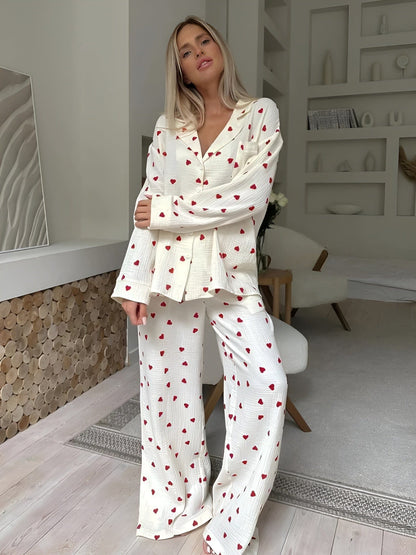 Lola – Elegante pigiama con motivi a cuore