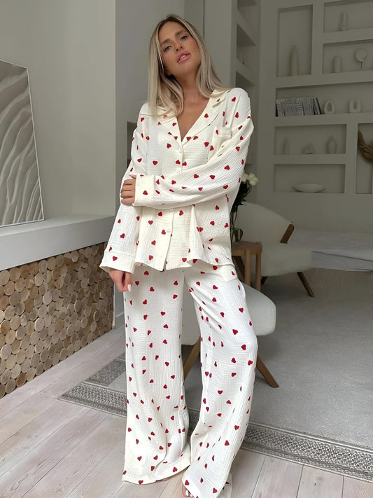 Lola – Elegante pigiama con motivi a cuore
